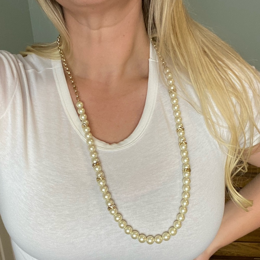 Banana republic necklace